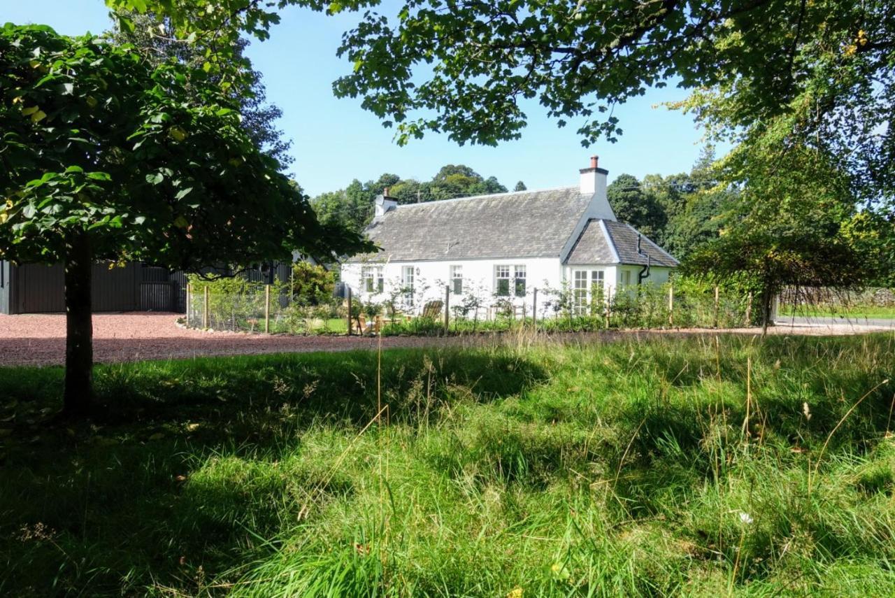 Ross Lodge Comrie Buitenkant foto